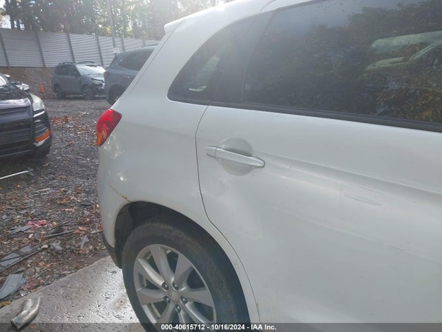 Mitsubishi Outlander Sport Es 2015 4A4AR3AU8FE028145 Image 19