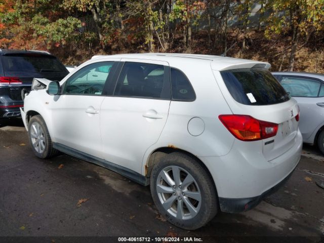 2015 MITSUBISHI OUTLANDER SPORT 4A4AR3AU8FE028145 Photo 2