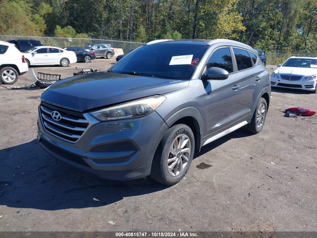 Hyundai TUCSON SE 2017 KM8J33A44HU486066 Image 2