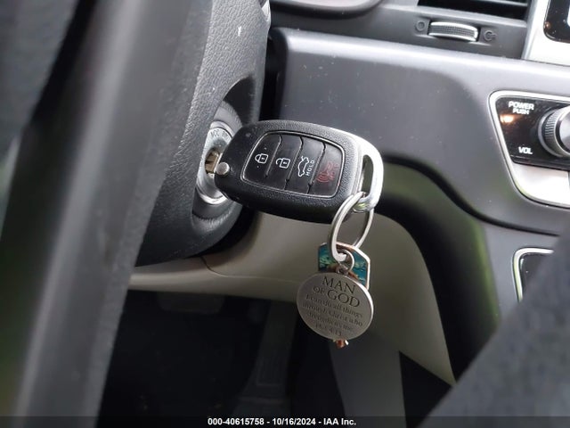 Hyundai SONATA SE 2019 5NPE24AF2KH813839 Image 11
