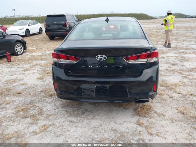 Hyundai SONATA SE 2019 5NPE24AF2KH813839 Image 16