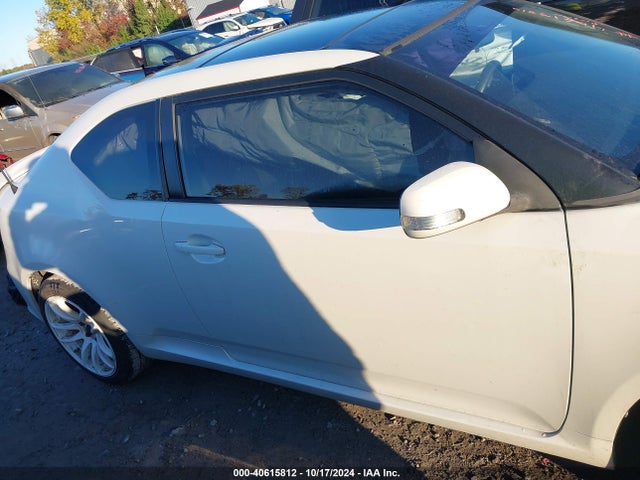 Scion TC 2015 JTKJF5C72FJ009948 Image 13