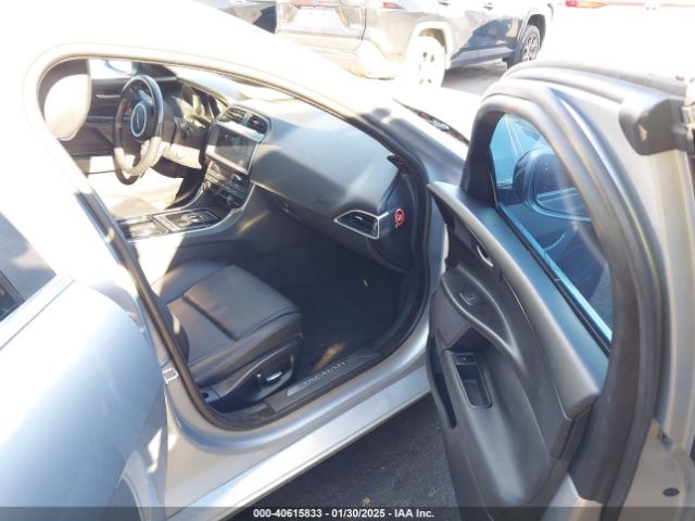 SAJAR4FX2KCP48404 Jaguar Xe 25t