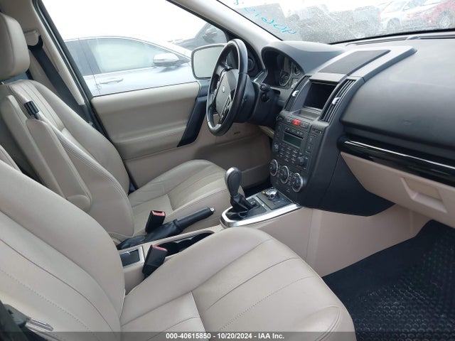 2012 Land Rover Lr2 მანქანა იყიდება აუქციონზე, vin: SALFR2BN0CH284233, აუქციონის ნომერი: 40615850