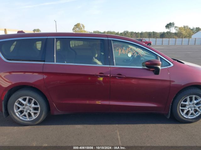 2C4RC1DG4HR515628 Chrysler Pacifica Touring