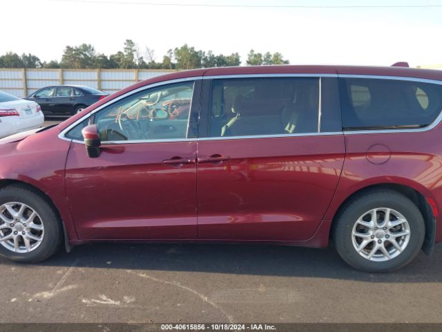 2C4RC1DG4HR515628 Chrysler Pacifica Touring