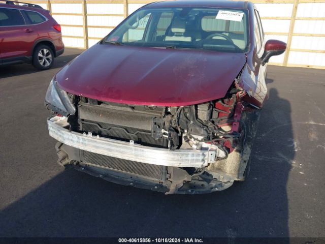 2C4RC1DG4HR515628 Chrysler Pacifica Touring