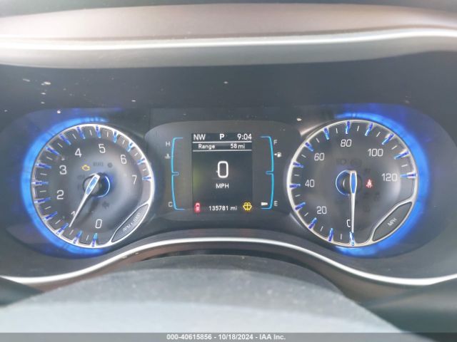 2C4RC1DG4HR515628 Chrysler Pacifica Touring