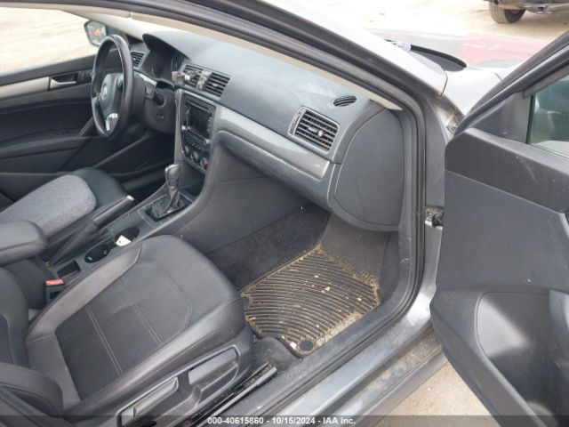 1VWAS7A35FC103712 Volkswagen Passat 1.8t Limited Edition