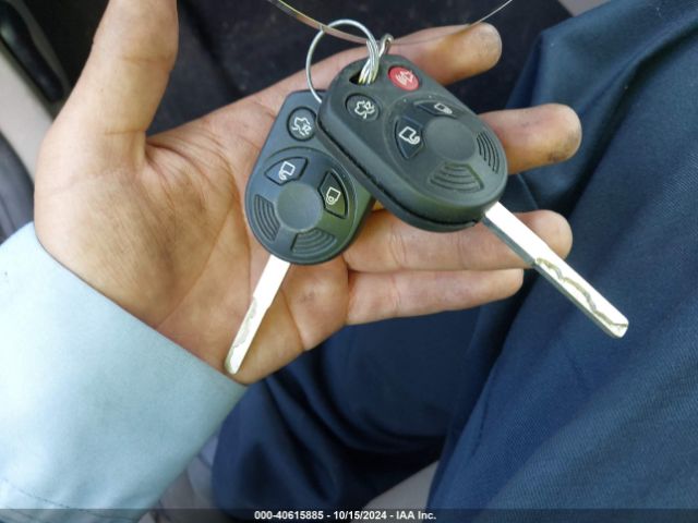 1FADP3F24JL234266 Ford FOCUS SE