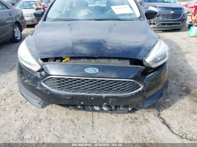 1FADP3F24JL234266 Ford FOCUS SE