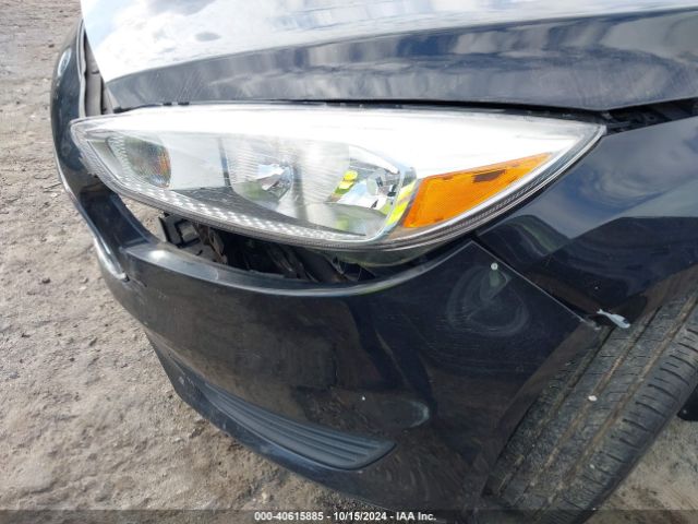 1FADP3F24JL234266 Ford FOCUS SE