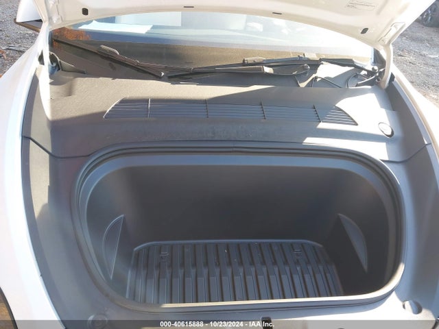2023 TESLA MODEL Y 7SAYGDEE5PA192859 Photo 9