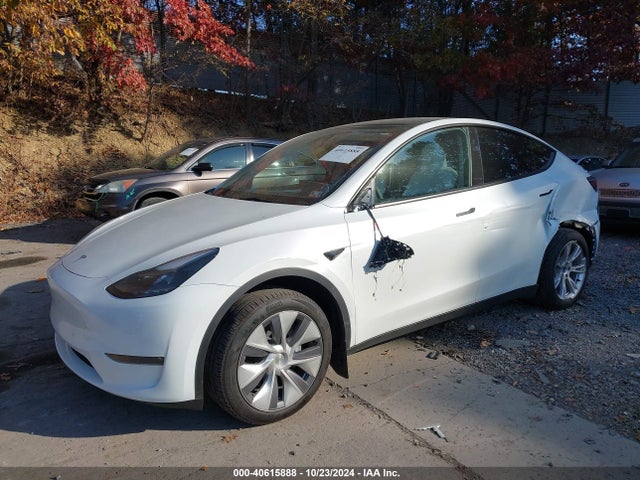 2023 TESLA MODEL Y 7SAYGDEE5PA192859 Photo 1