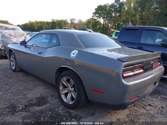 Dodge Challenger Sxt 2018 2C3CDZAG1JH178258 Image 3