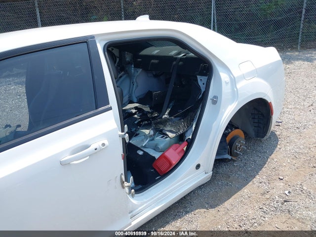 Chrysler 300 300s 2021 2C3CCABG0MH545996 Image 6