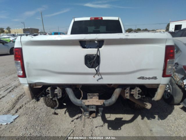 3C6UR5HJ9KG592750 RAM 2500 Tradesman  4x4 8' Box