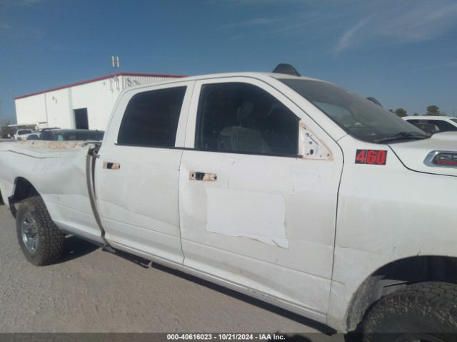 3C6UR5HJ9KG592750 RAM 2500 Tradesman  4x4 8' Box