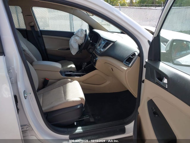 Hyundai TUCSON SE 2017 KM8J33A47HU407490 Image 5