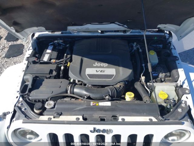 1C4BJWEG2FL629488 Jeep Wrangler Unlimited Sahara
