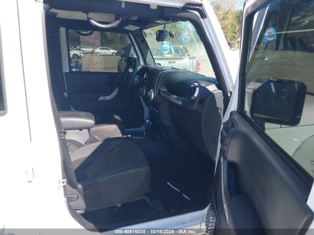 1C4BJWEG2FL629488 Jeep Wrangler Unlimited Sahara