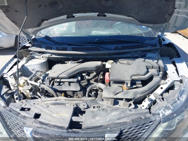 JN1BJ1CP9JW155278 Nissan Rogue Sport S