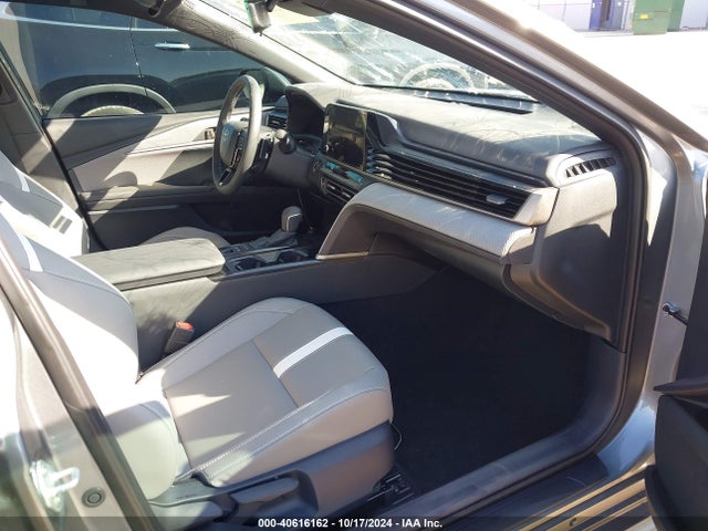 Toyota CAMRY SE 2025 4T1DAACK0SU506470 Image 5