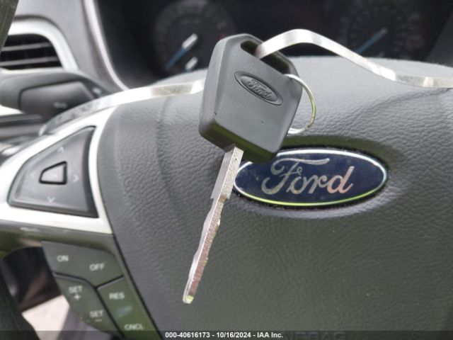 3FA6P0H75FR260562 Ford FUSION SE
