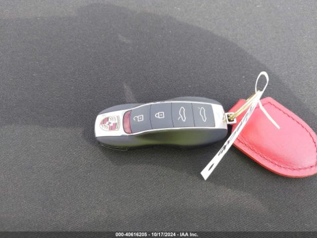 2021 PORSCHE 718 BOXSTER WP0CD2A84MS232418 Photo 10