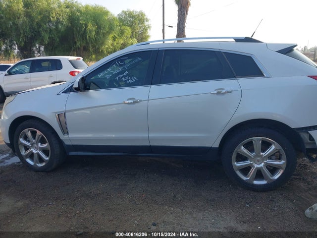2013 Cadillac Srx Performance Collection მანქანა იყიდება აუქციონზე, vin: 3GYFNDE31DS597786, აუქციონის ნომერი: 40616206