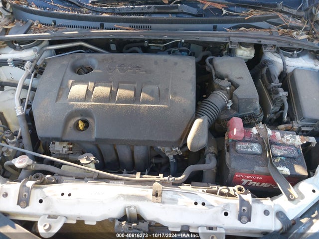 Toyota COROLLA LE 2018 5YFBURHE0JP807336 Image 10