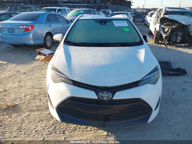 Toyota COROLLA LE 2018 5YFBURHE0JP807336 Image 12