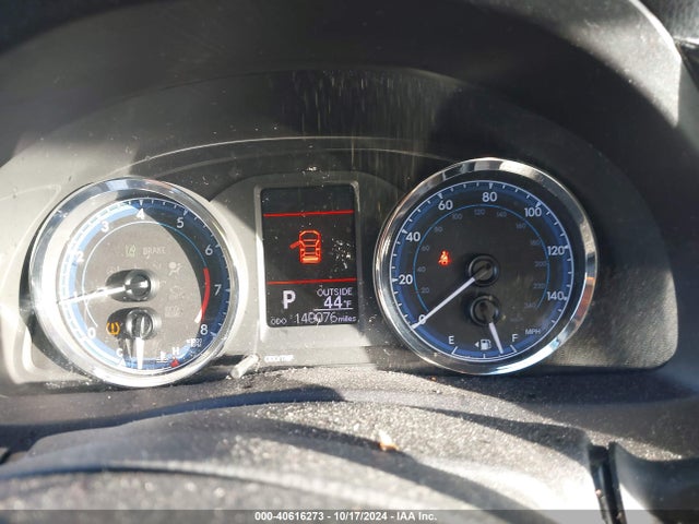 Toyota COROLLA LE 2018 5YFBURHE0JP807336 Image 7