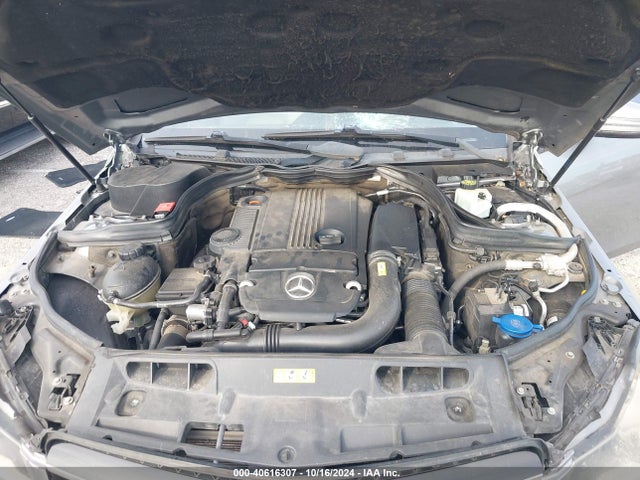 WDDGJ4HB7FG369372 Mercedes-Benz C 250