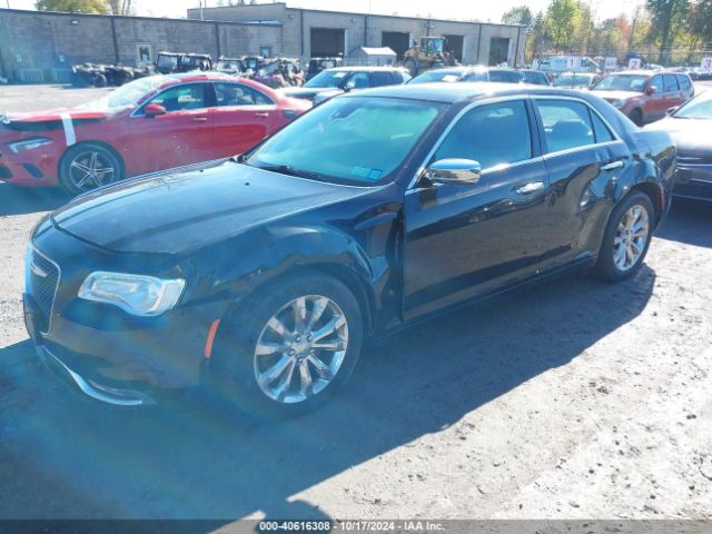 2C3CCAKG1JH137888 Chrysler 300 Limited Awd
