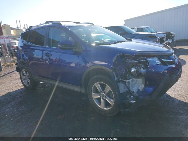 Toyota Rav4 Xle 2015 2T3WFREV2FW158698 Image 1