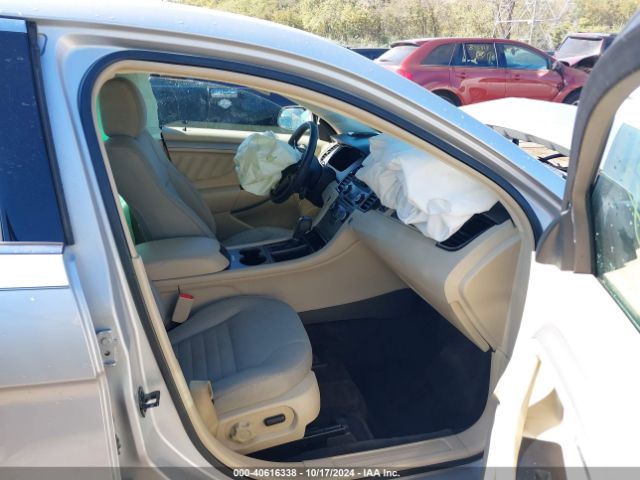 1FAHP2D8XGG133172 Ford TAURUS SE