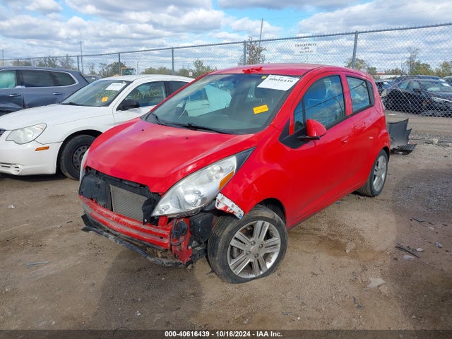 Chevrolet Spark 1lt Cvt 2015 KL8CD6S93FC737791 Image 2