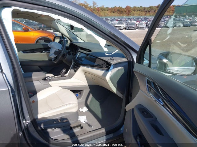 1GYKPDRS2NZ105300 Cadillac Xt6 Premium Luxury