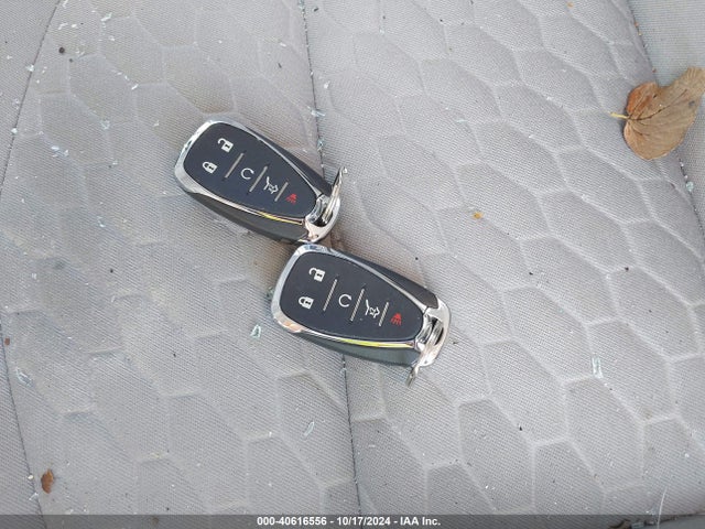 2GNAXKEV9K6152778 Chevrolet EQUINOX LT