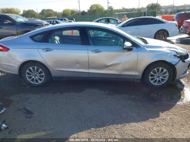 1FA6P0G79F5113679 Ford FUSION S