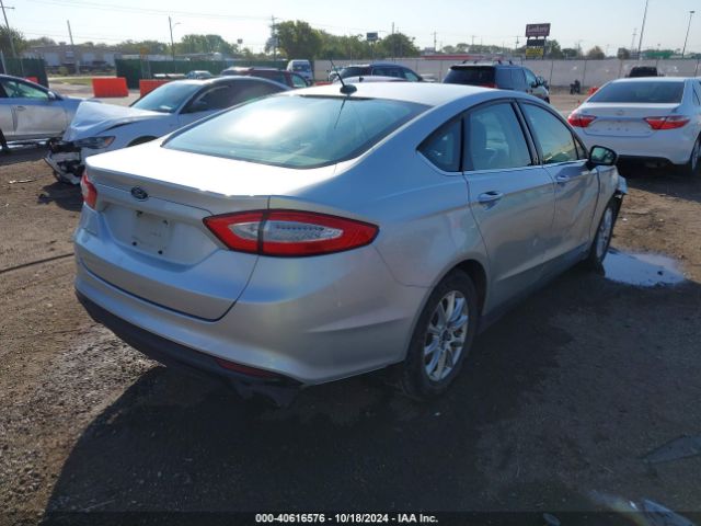 1FA6P0G79F5113679 Ford FUSION S