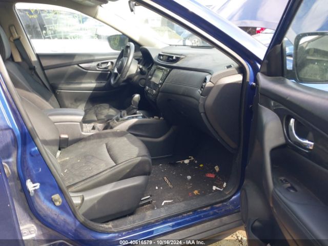 KNMAT2MT6HP565111 Nissan ROGUE SV