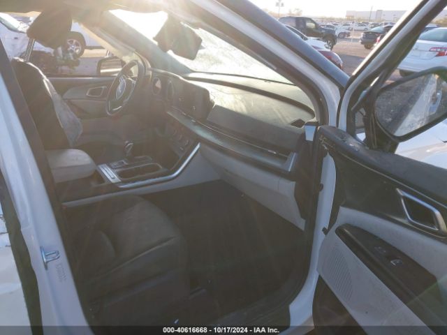KNDNB4H31P6211818 KIA Carnival Mpv Lx Seat Package