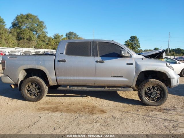 5TFDW5F18HX629070 Toyota Tundra Sr5 5.7l V8