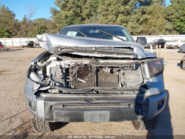 5TFDW5F18HX629070 Toyota Tundra Sr5 5.7l V8