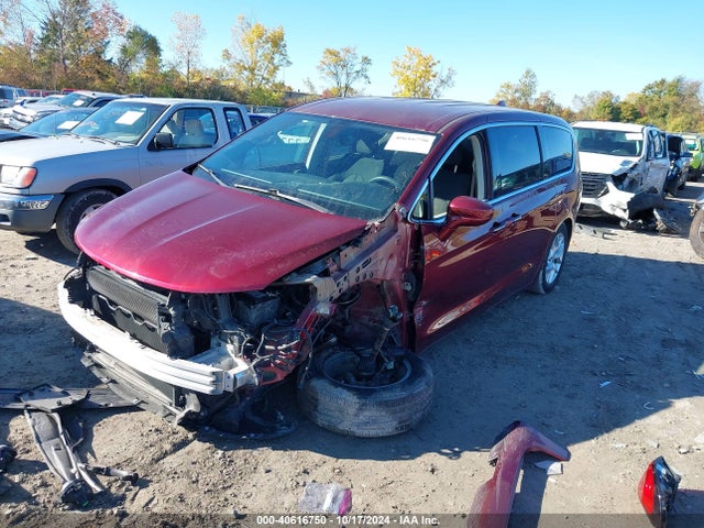 2C4RC1FG1JR234230 Chrysler Pacifica Touring Plus