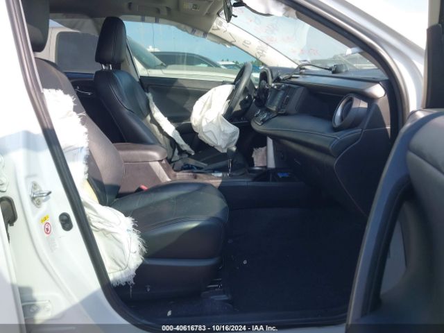 2T3WFREV1JW513384 Toyota Rav4 Adventure/xle