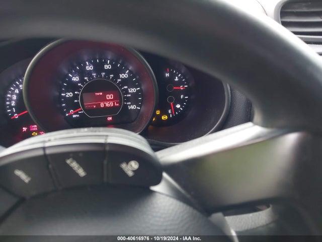 KIA Soul 2016 KNDJN2A24G7872393 Image 7