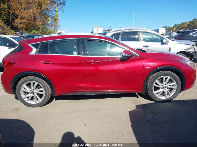 SJKCH5CP6HA026536 Infiniti Qx30 Premium